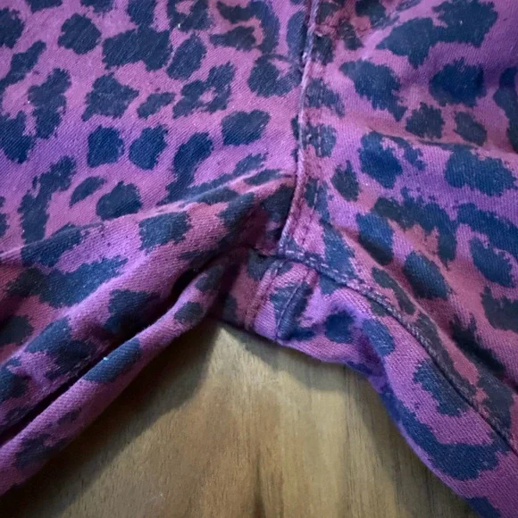 Social Standard by Sanctuary Ankle Jeans Animal Print Size 6 (SKU#G1) - Picture 7 of 8